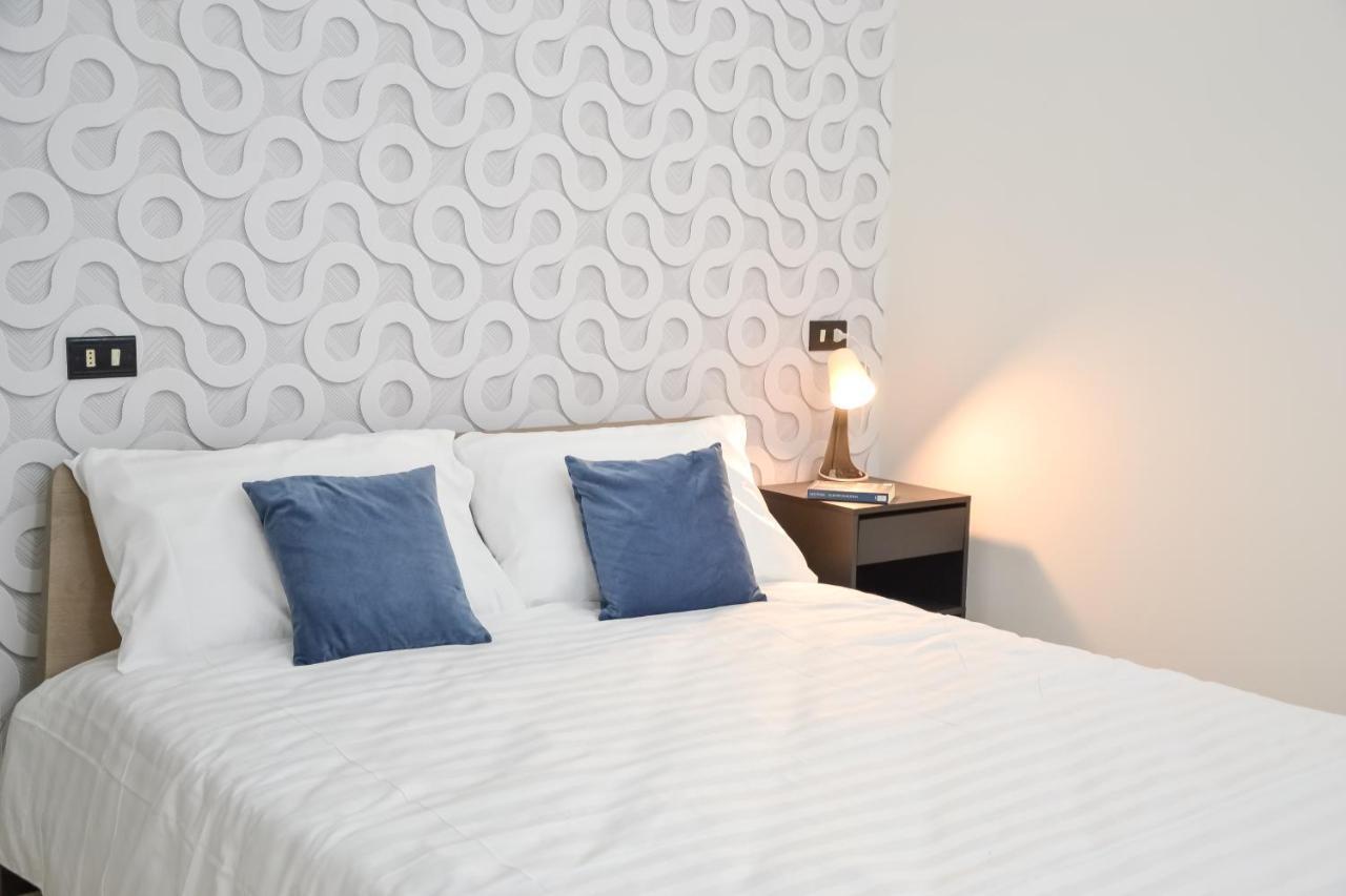 Flatmilan Hotel Cernusco Sul Naviglio Bagian luar foto